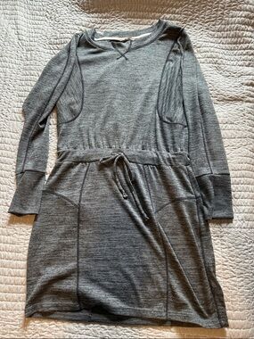 Athleta Grey Heather Dress M